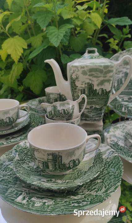 0LD ENGLANDCASTLE STORY JOHNSON BROTHERS GREEN