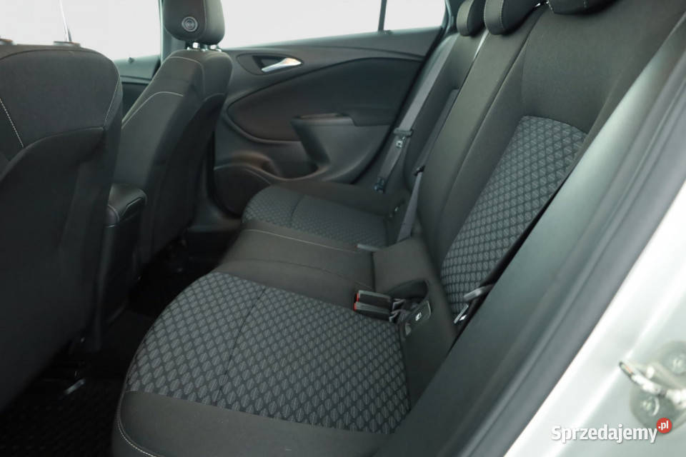 Opel Astra 12 Turbo elektryczne szyby sprzedam