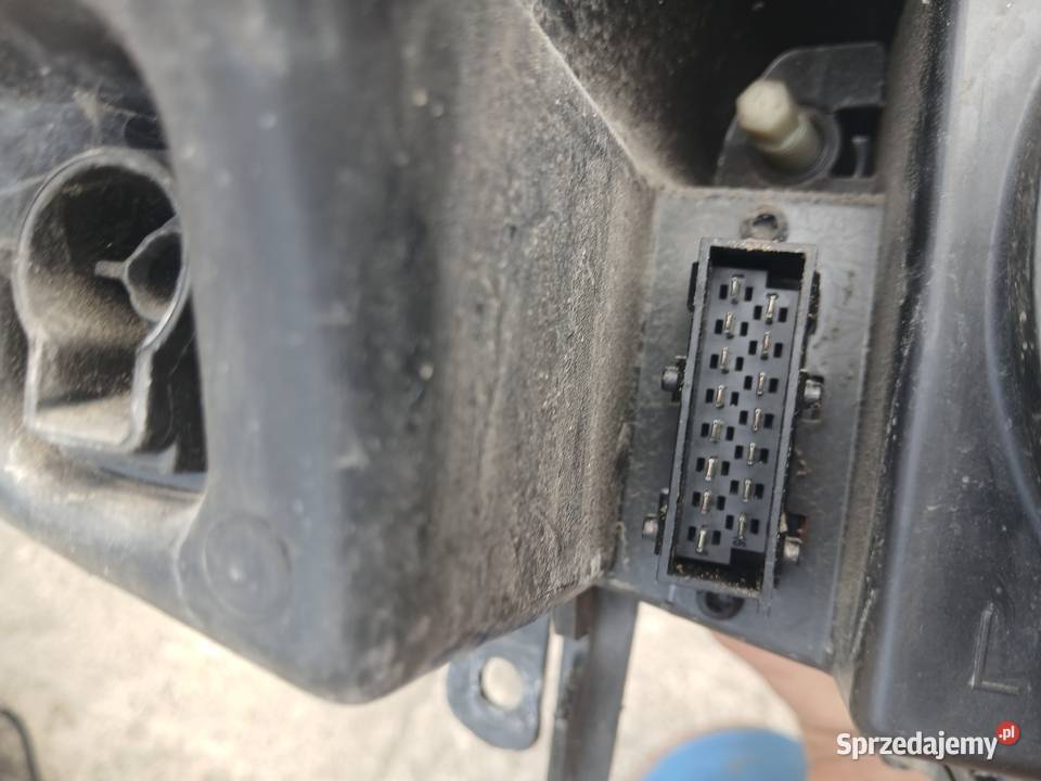 Lampa lewa przód Peugeot 407 Xenon EU 0301213273 Radłów