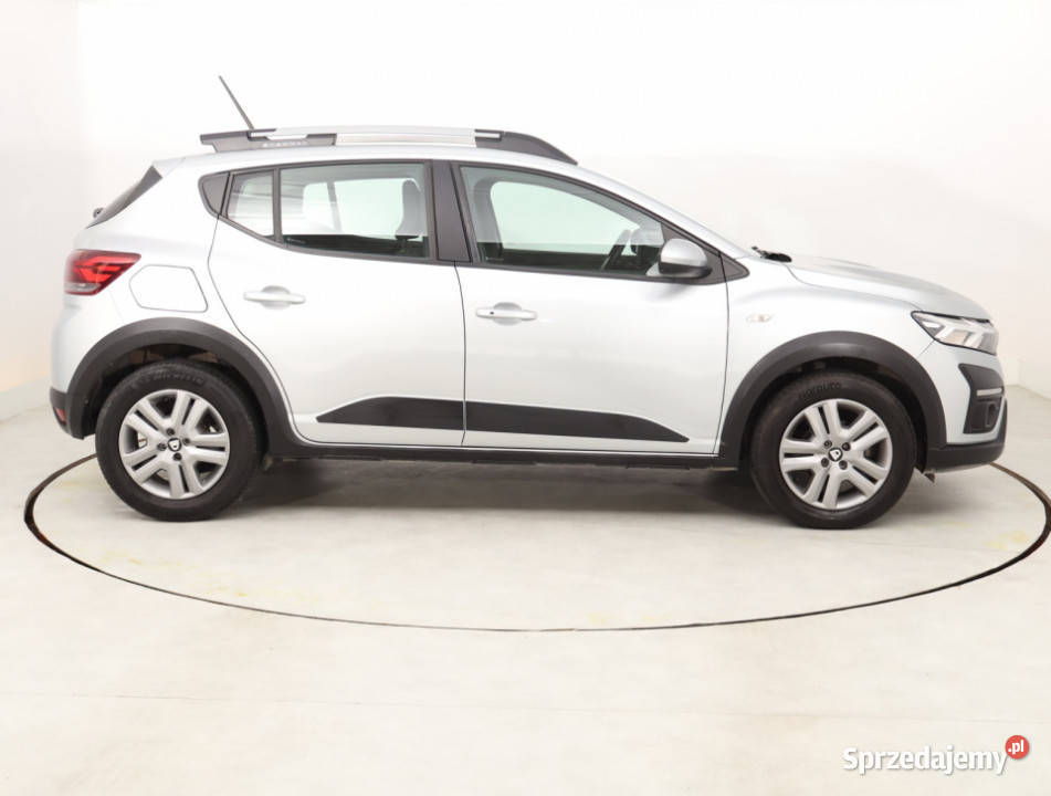 Dacia Sandero 10 TCe srebrny