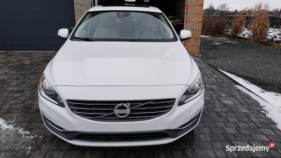 Volvo s60 T5 2015 uszkodzony silnik S60 Kończyce sprzedam