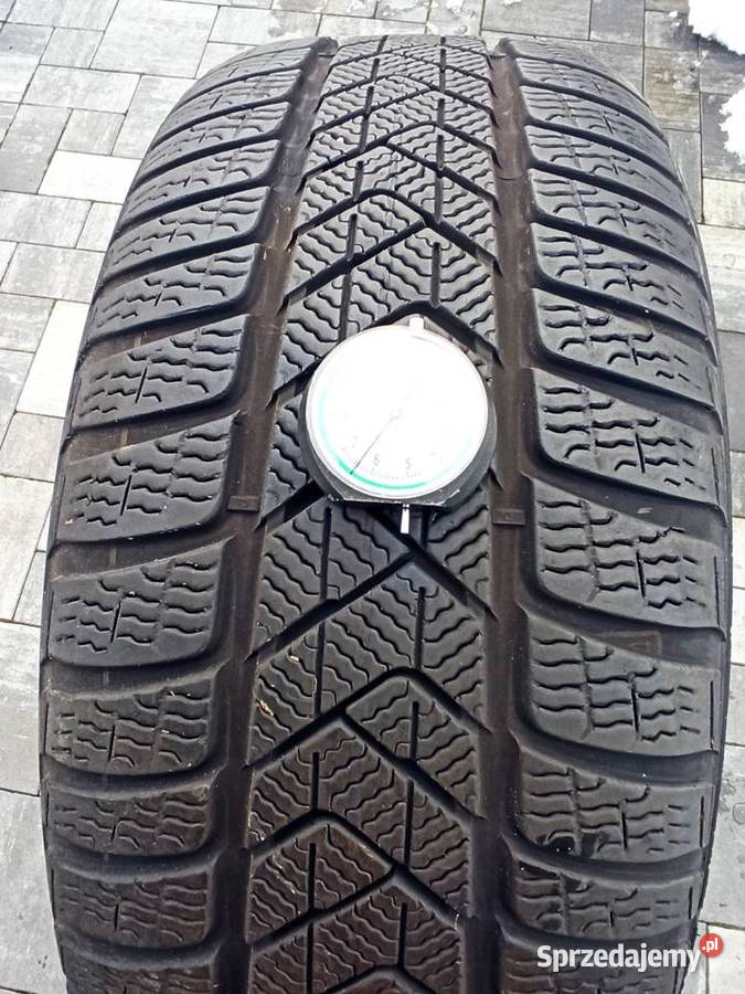 22545R18 Pirelli zimowe