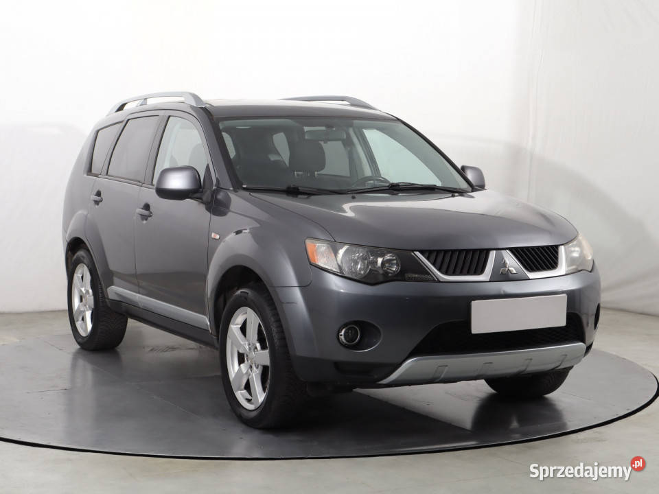 Mitsubishi Outlander 20 DID szary