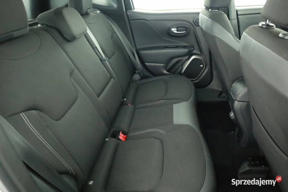 Jeep Renegade 13 TGDI światła przeciwmgielne