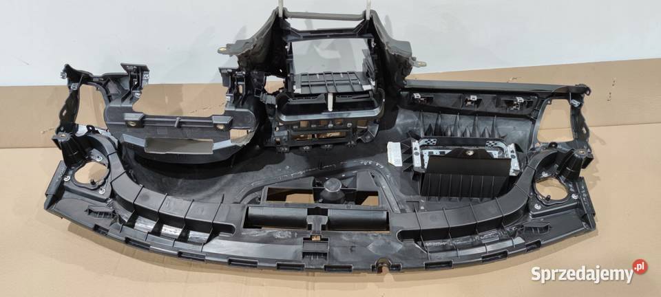 DESKA KONSOLA KOKPIT AUDI Q5 8R 8R1857041F 24A śląskie Przystajń