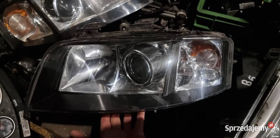 lampy przednie czarny środek Audi A6 C5 Bodzentyn