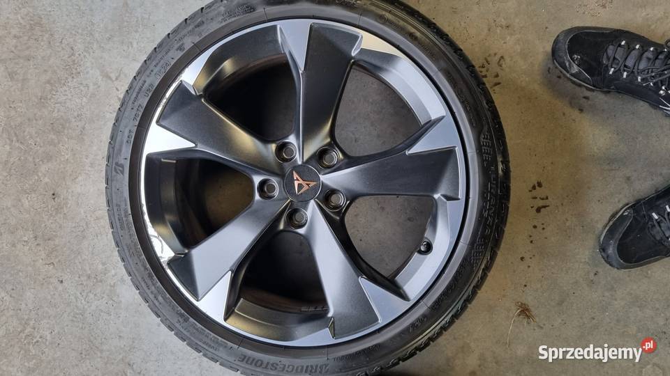 Felgi Cupra Leon R18 5FA601025H opony Bridge