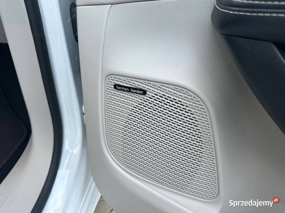 Pacifica 2022 LIMITED FWD Rok produkcji 2022 Łomża