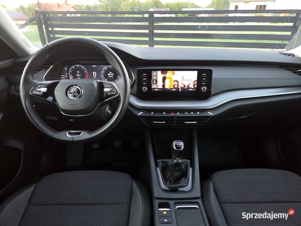 SKODA OCTAVIA IV AMBITION SalonPL 1WŁ 2021 XII Kombi Sieradz