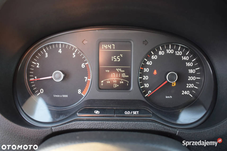 VW Polo benzyna Idealny do miasta Zarejestrowany manualna sprzedam