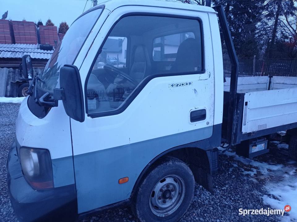 Drzwi z szybą prawe lewe Kia K2700 białe dostawcze Drzwi Kiełkowice