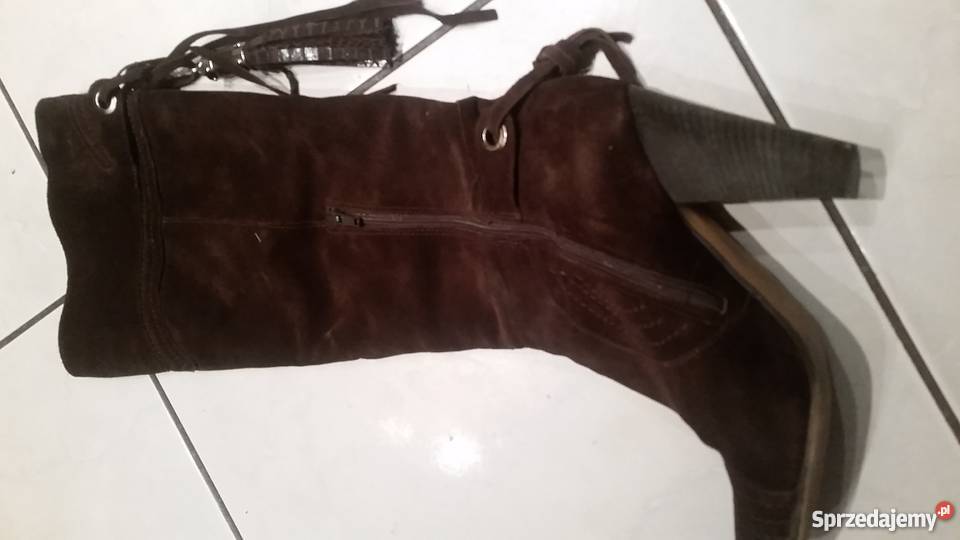 kozaki zamszowe na obcasie kobiece frędzle