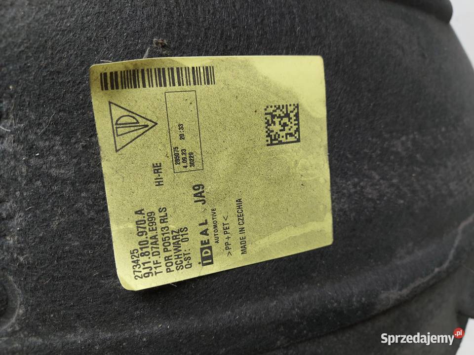 Porsche Taycan GTS 9J1 2023r Nadkole tył prawy