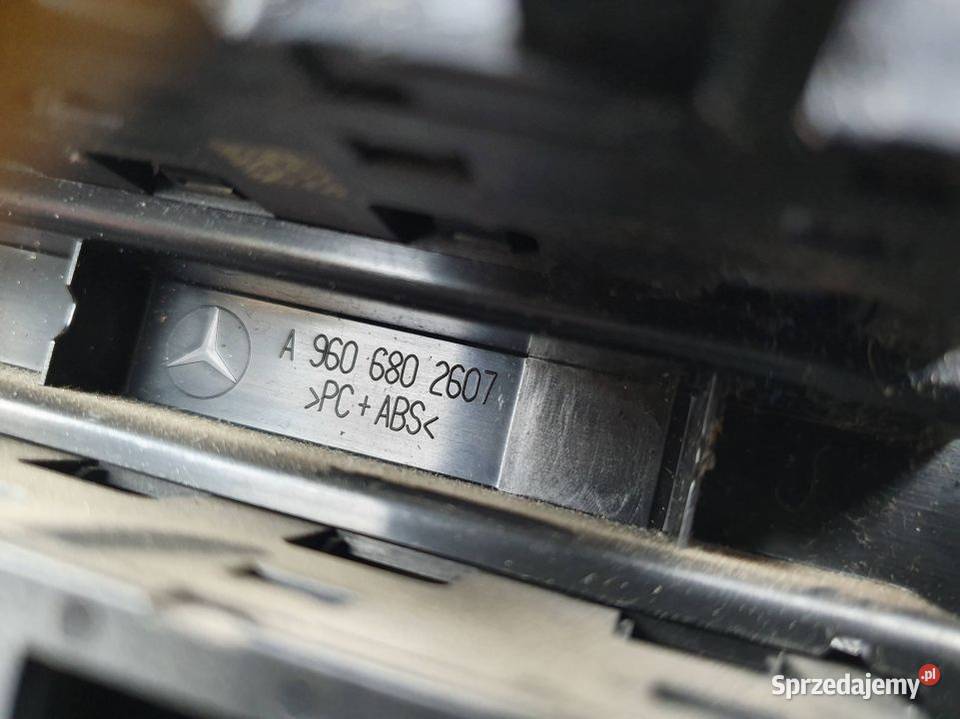 PRZYCISK MERCEDES ACTROS MP4 A9606830091 Pozostałe sprzedam