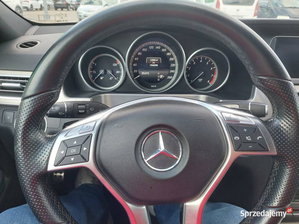 MercedesBenz E300 4MATIC z pakietem AMG mazowieckie Warszawa sprzedam