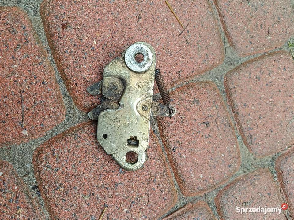 FIAT 126p zamek bagażnik oryginał ST FL EL Motoryzacja Bielsko-Biała