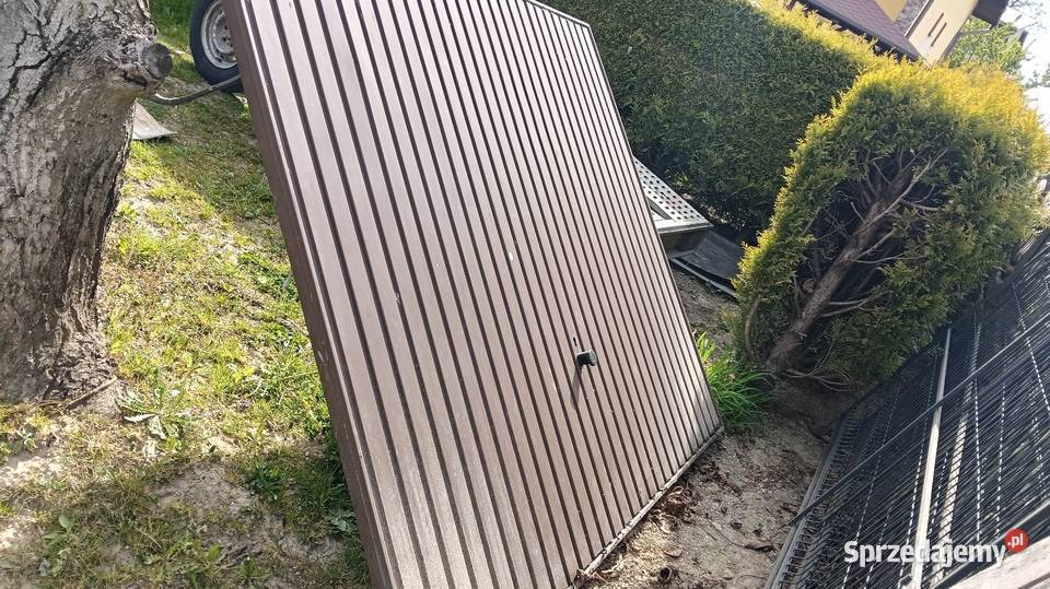 Brama garażowa Pierściec