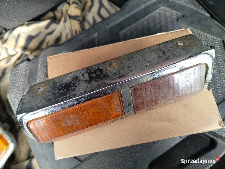 Lampy fiat 125p pomarańczowa i czerwona Ełk
