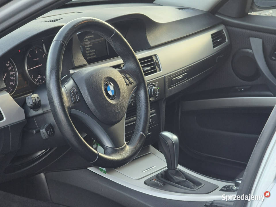 BMW 318 AUTOMAT xenon NAVI zadbana regularnie ABS Czarnków