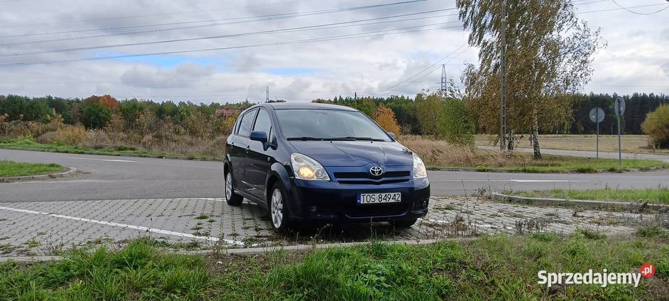 Toyota Corolla Verso 7 osobowa GAZ długie opłaty Ostrowiec Świętokrzyski