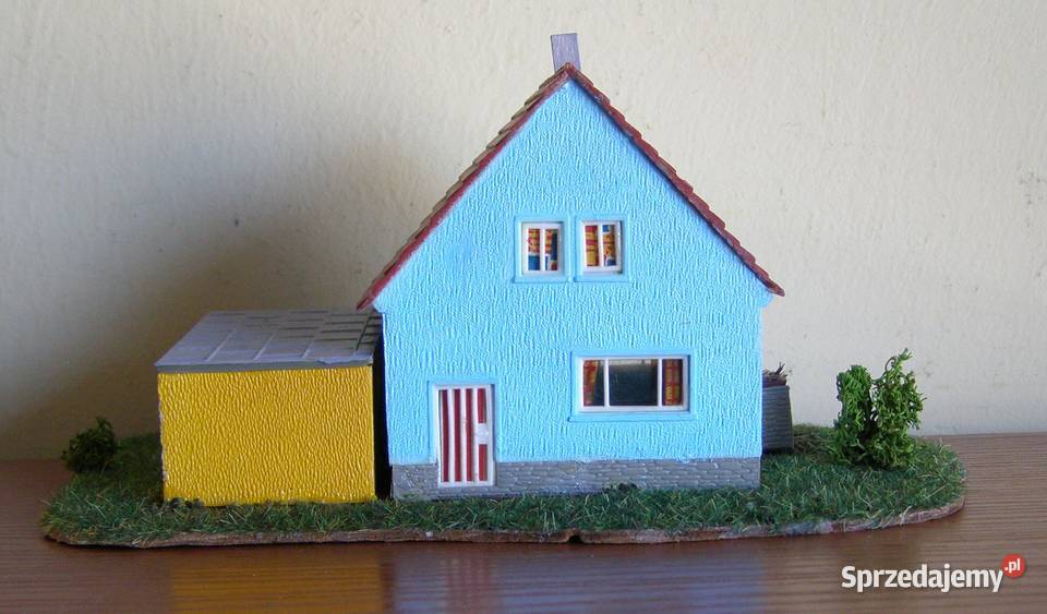 Domek na makietę 26 kolejka skala TT Łódź