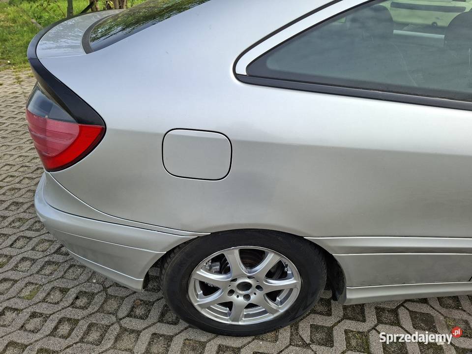 MERCEDES C SPORTCOUPE 22CDI 160 03r klima bez Rok produkcji 2003 Wrocław