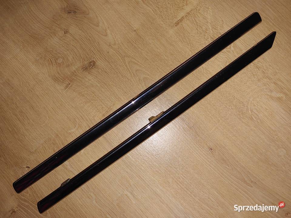 listwa chrom grilla mercedes W204 Lift AMG