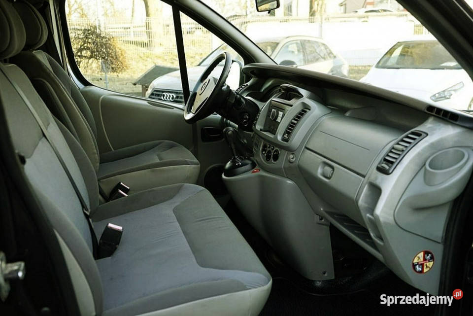 Opel Vivaro 25CDTI Klima automat 145 2007r Płock