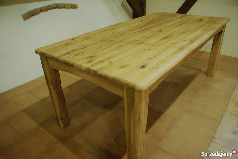 Stół drewniany dębowy stylizowany