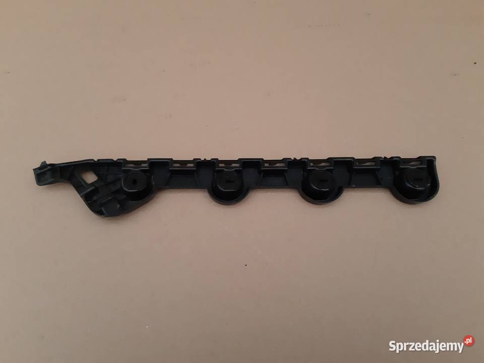 SKODA OCTAVIA IV ŚLIZG ZDERZAKA PRAWY TYŁ osobowe Trzciel