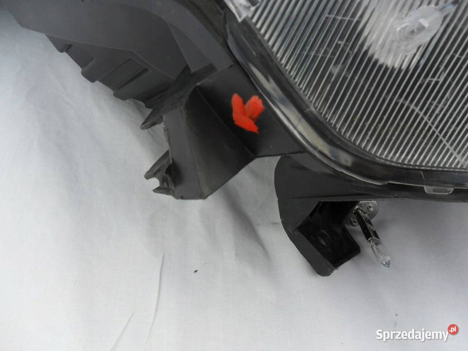 Maxus EDeliver 3 reflektor prawy przedni lampa Lampy przednie wielkopolskie Nowy Tomyśl