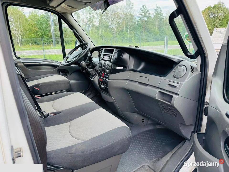 Iveco DAILY 70C21 30 Diesel 210 2013r Rok produkcji 2013
