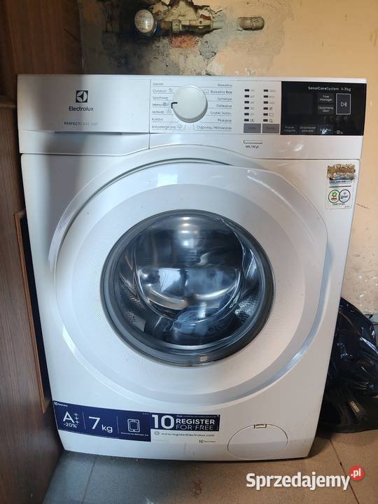 Sprzedam lodówkę pralka wolnostojące Lodówki i zamrażarki śląskie Bytom