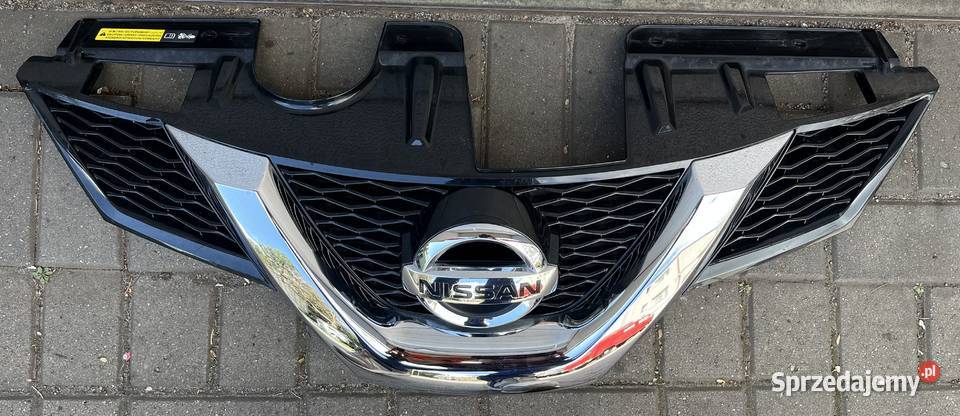Grill atrapa zderzaka kamera Nissan XTRAIL T32 Atrapy wielkopolskie Poznań