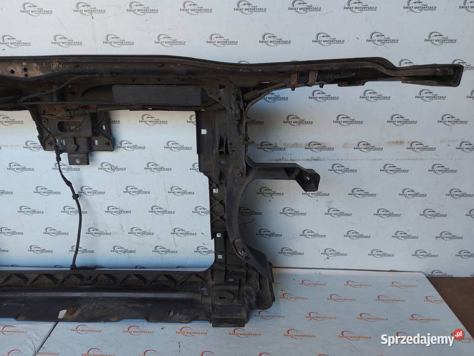VW PASSAT 13r pas przedni 3C0805355 Części samochodowe Kielce