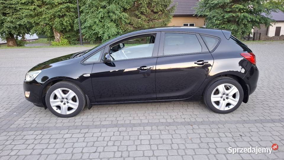 OPEL ASTRA J 14 TURBO stan sprowadzony Jarosław