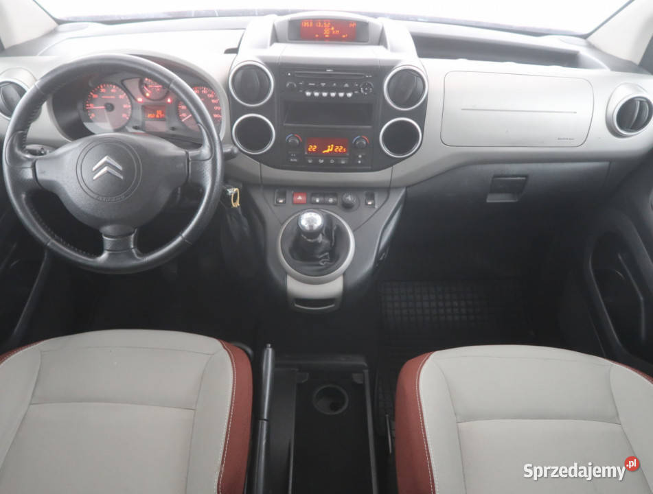 Citroen Berlingo 16 16V wielofunkcyjna kierownica Bielany Wrocławskie