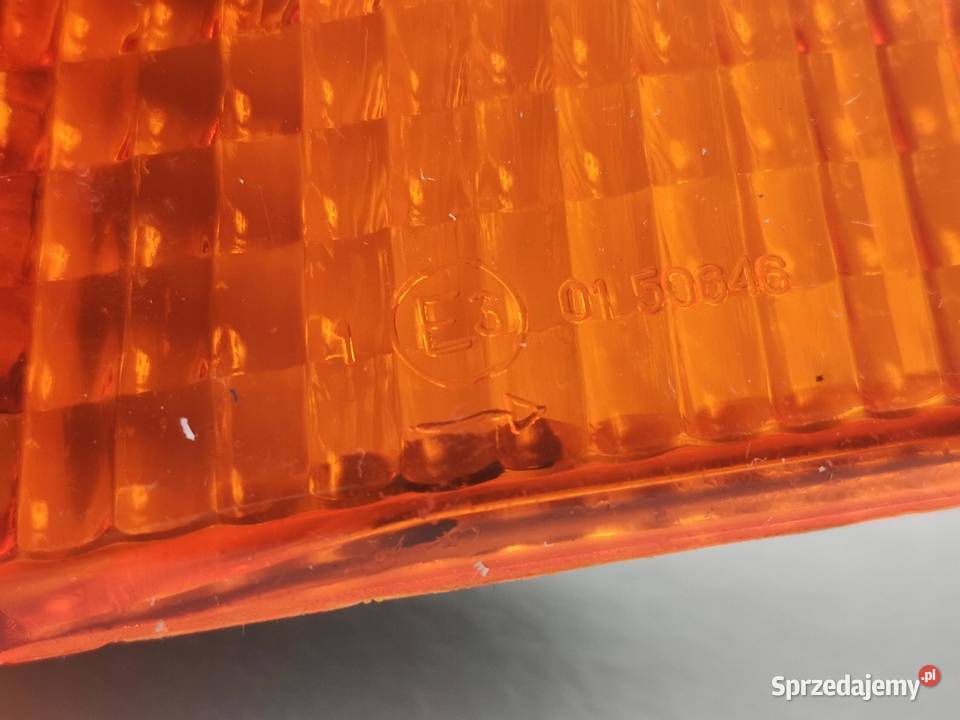 KIERUNKOWSKAZ PRAWY PRZÓD FIAT PUNTO 19932000