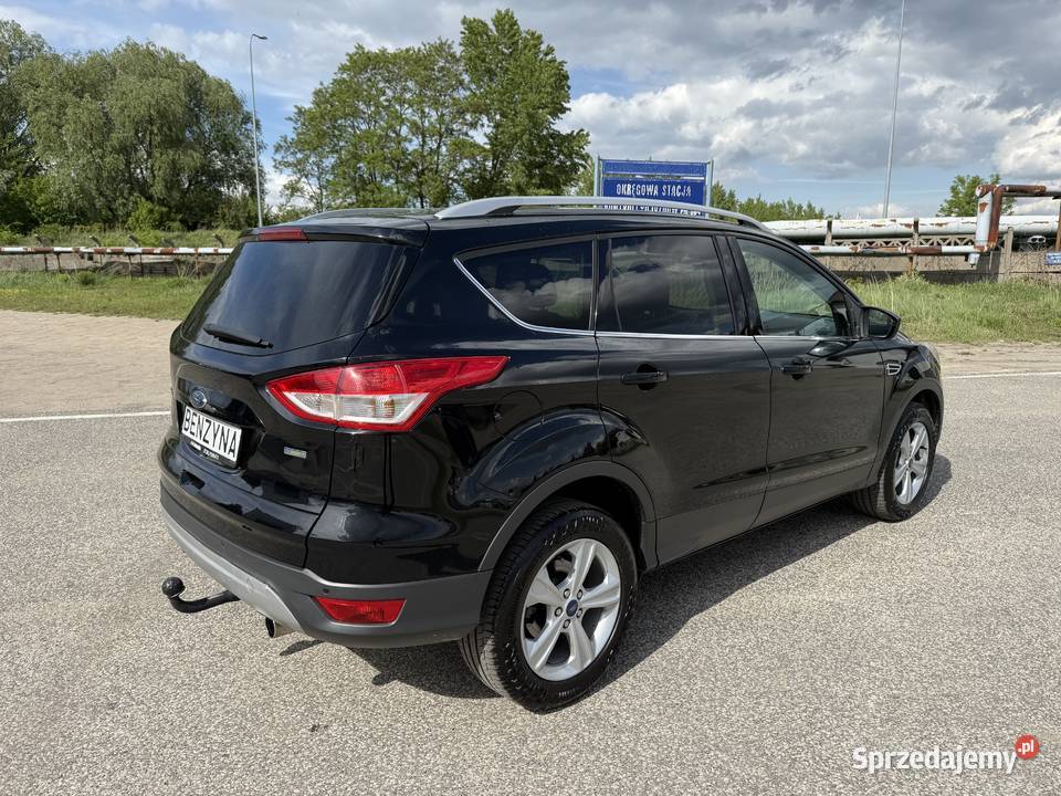 Ford Kuga 15 BENZYNA Klimatronik Nawigacja światła do jazdy dziennej Konin