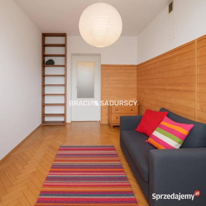 wynajmu mieszkania Kraków 4942m2 2 pokoje sprzedam