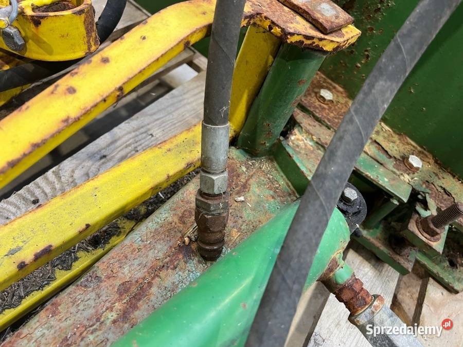 Zgrabiarka grzebieniowa Bjerre ABHR 187 Zgrabiarki i przetrząsacze Łomazy sprzedam