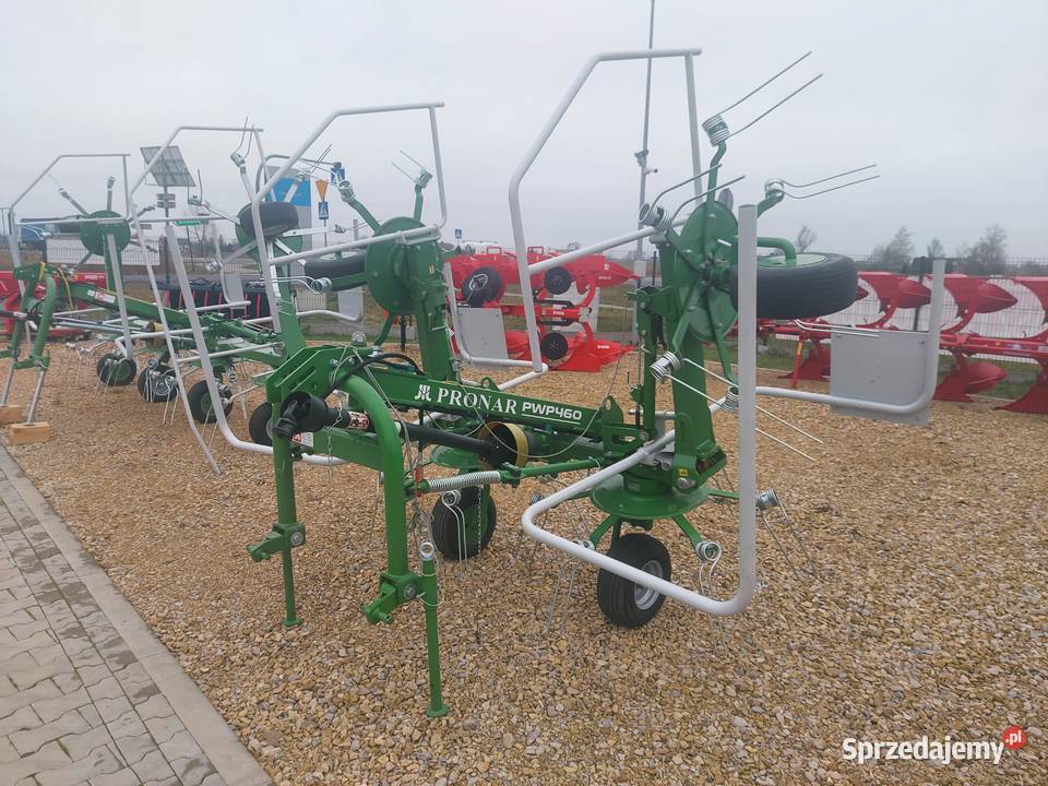 Przetrząsacz karuzelowy Pronar PWP460 Wierzbica