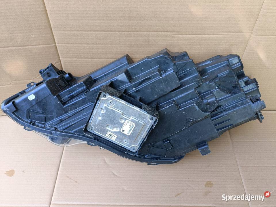 Ford OE LV4B13E016AH reflektor lampa prawa kuga Drezdenko