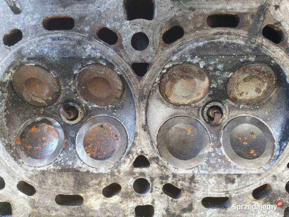 Opel Corsa D 12 16V GŁOWICA CYLINDRÓW 55355430 Rudka