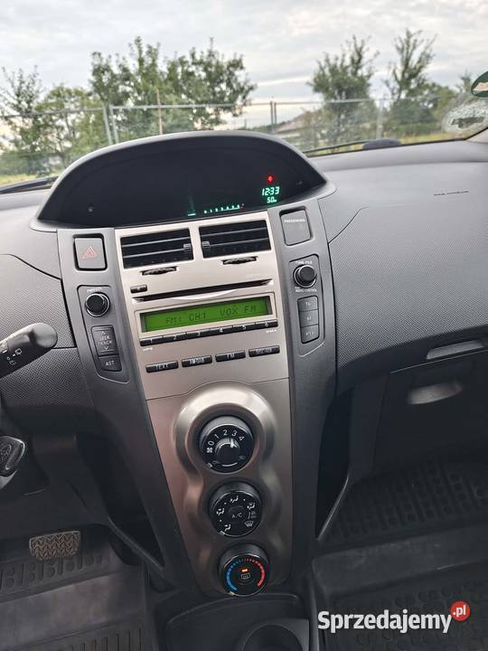 Toyota Yaris 133 automat Kopki