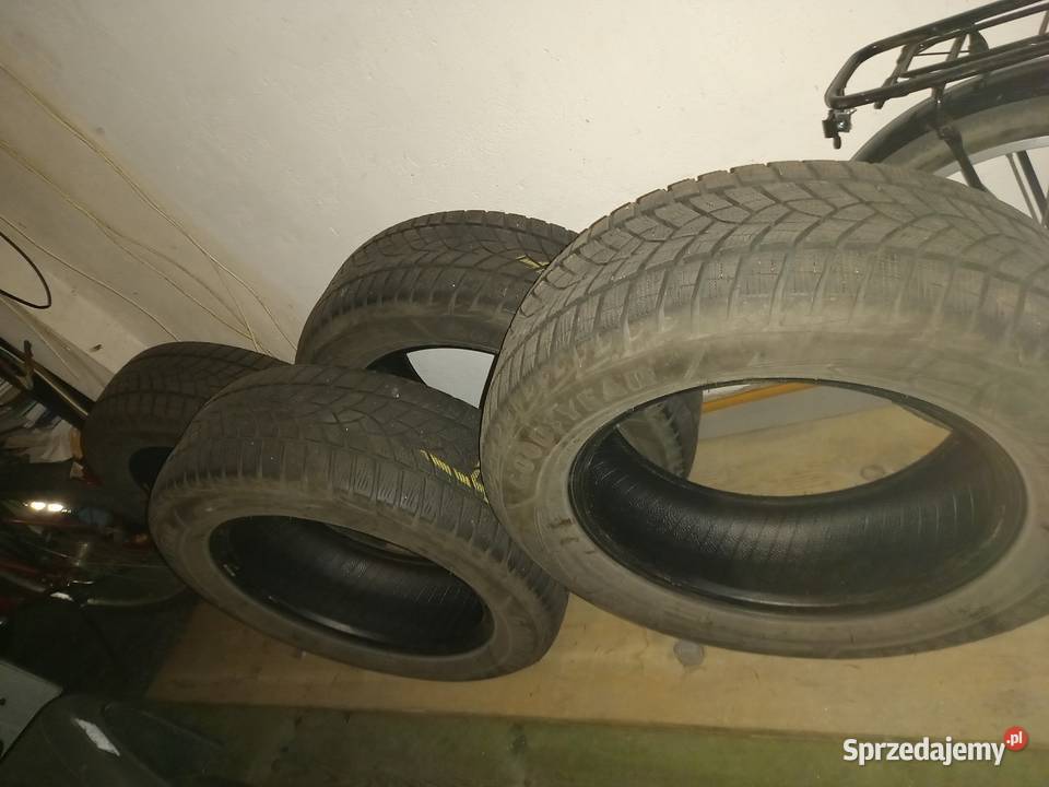 Zima Goodyear Perfomance 21565 R16 prod 2419 7mm 65