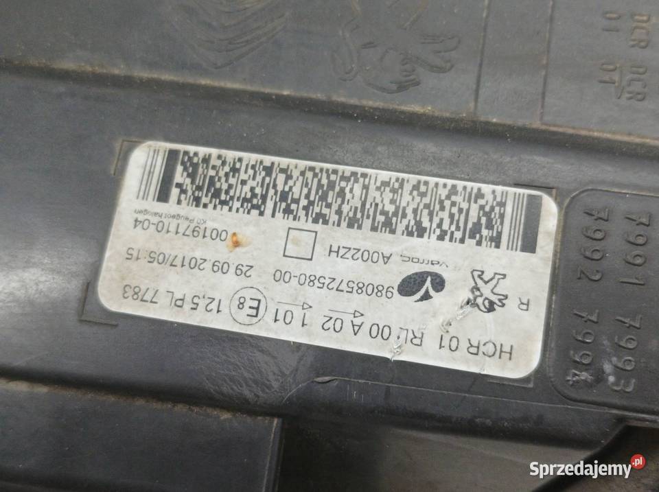 LAMPA PRZÓD PRAWA EUROPA 9808572580 Peugeot