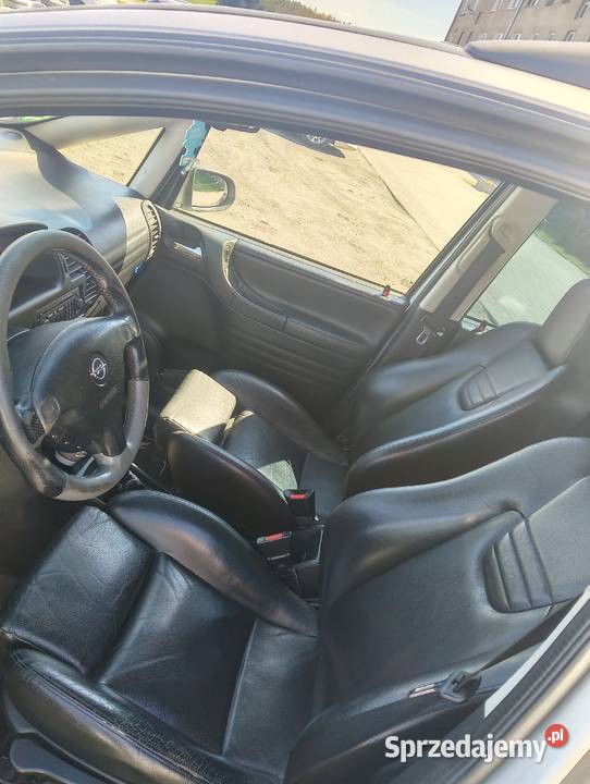 Zafira A OPC 20t 200 manualna Człuchów