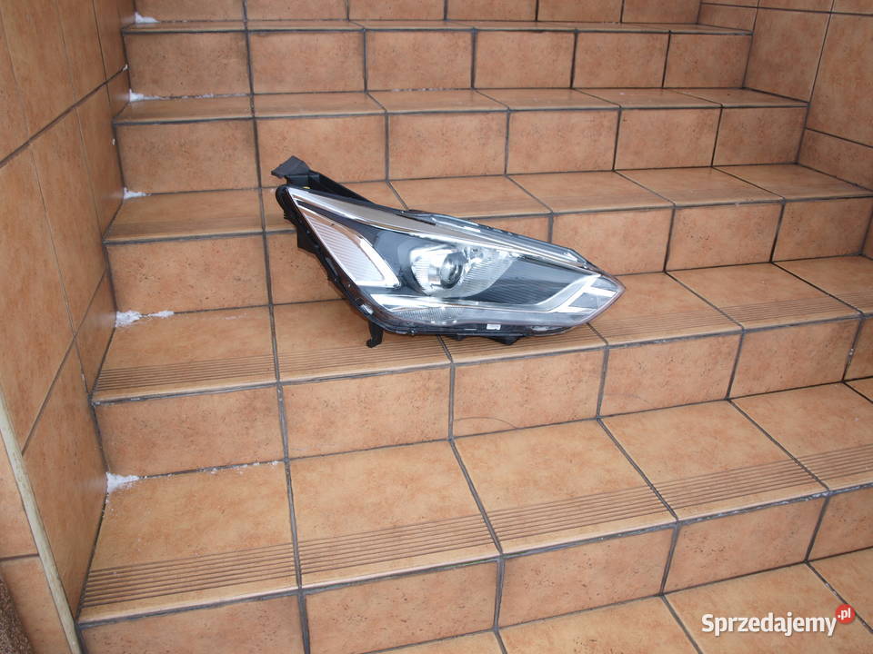 Ford C lampa prawa przód xenon Led 2015 2020r osobowe Kalisz