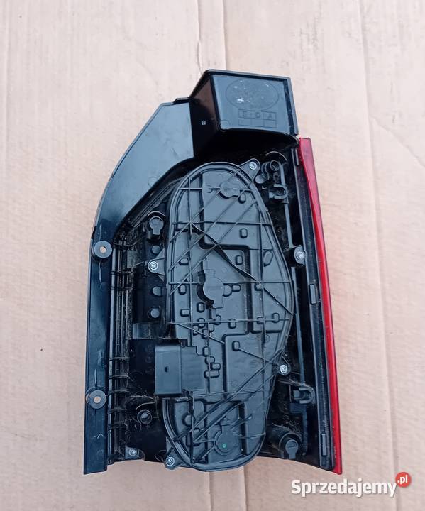 VW T6 Led lampa tylna lewa osobowe Przeźmierowo
